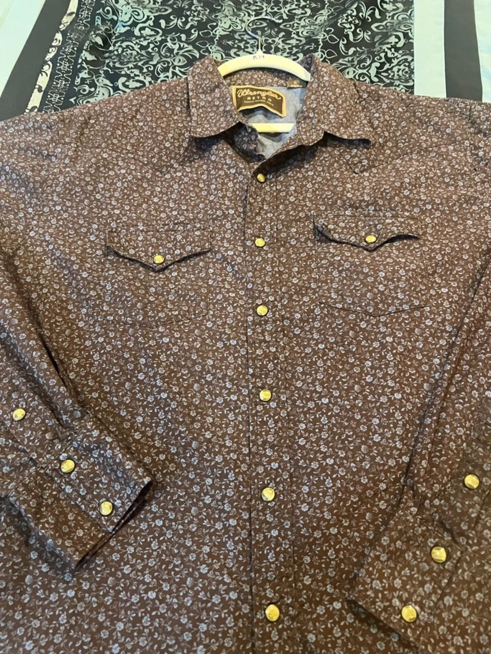 Wrangler RETRO Brown Floral-Print Long-Sleeve Button-Down Shirt - Picture 7 of 7